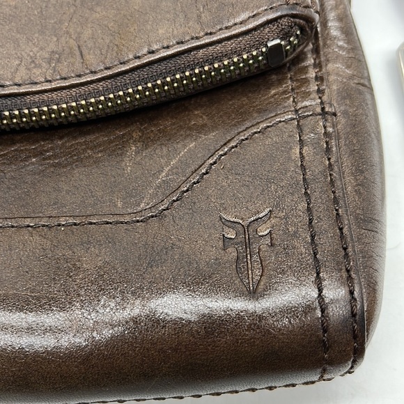 Frye Melissa Brown Leather fold over Crossbody Bag. BRN2366D - Picture 3 of 16